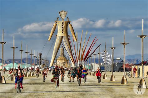 Vídeos pornôs com Burning Man 